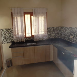 Casa Térrea 2 Dormitórios com 1 suíte 2 vagas cobertas e 2 descobertas - Guacuri (205) - Image 11