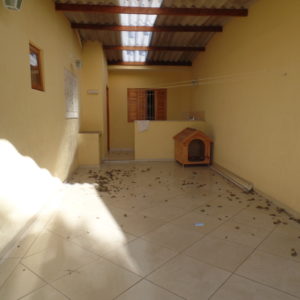Casa Térrea 2 Dormitórios com 1 suíte 2 vagas cobertas e 2 descobertas - Guacuri (205) - Image 17