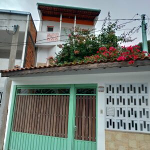 Sobrado 4 Dormitórios,Sendo 2 suite Sala, Garagem - Centro (313)