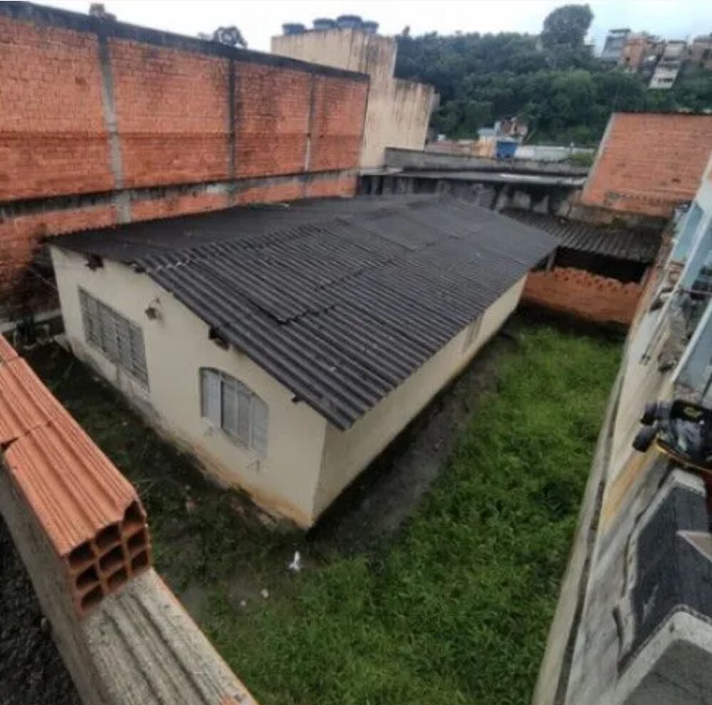 Casa Térrea 2 dormitórios, Sala, Copa, Cozinha, garagem - Eldorado - Diadema